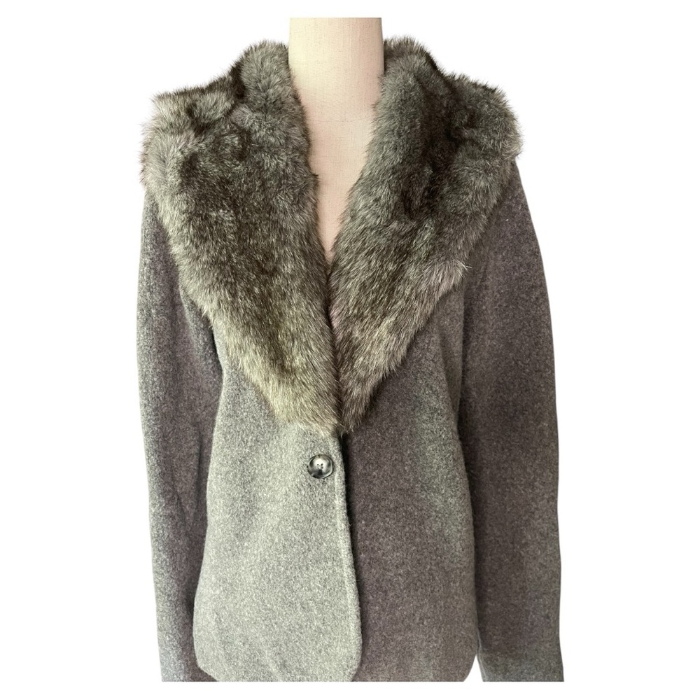 Ettitiwa by Anthropologie gray one button fur collar sweater